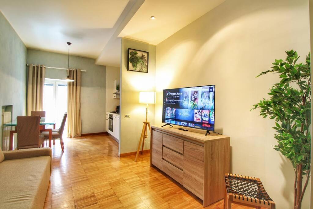 Paglia45 Apartment At Trastevere By Yourhost Rome Bagian luar foto